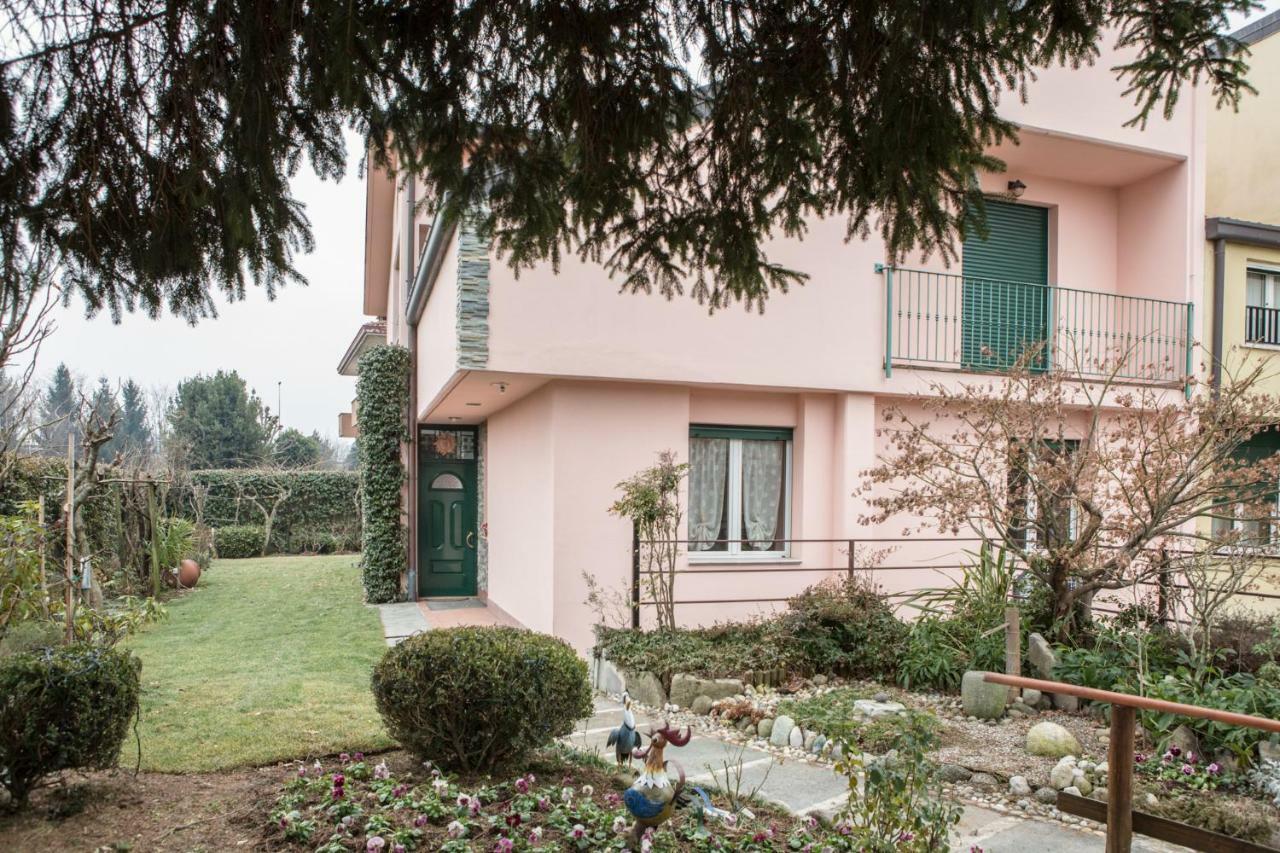 Апартаменты Casa Rosa Луизаго Экстерьер фото